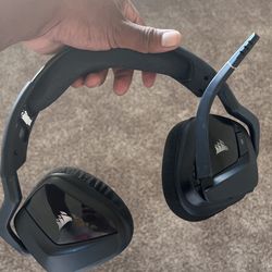 Corsair Wireless Bluetooth Gaming Headset