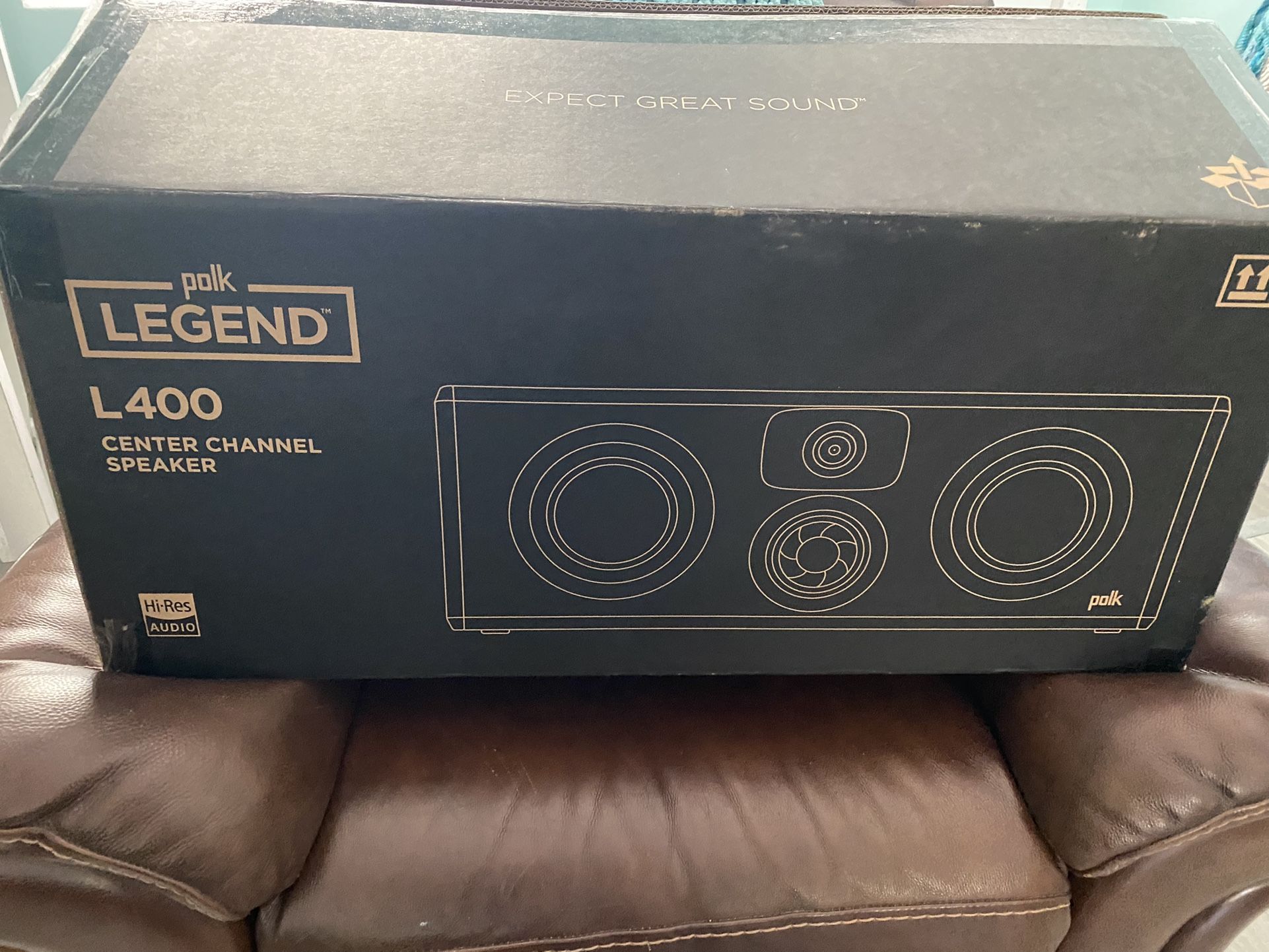 Polk Legend L400 Center Speaker. NEW IN BOX