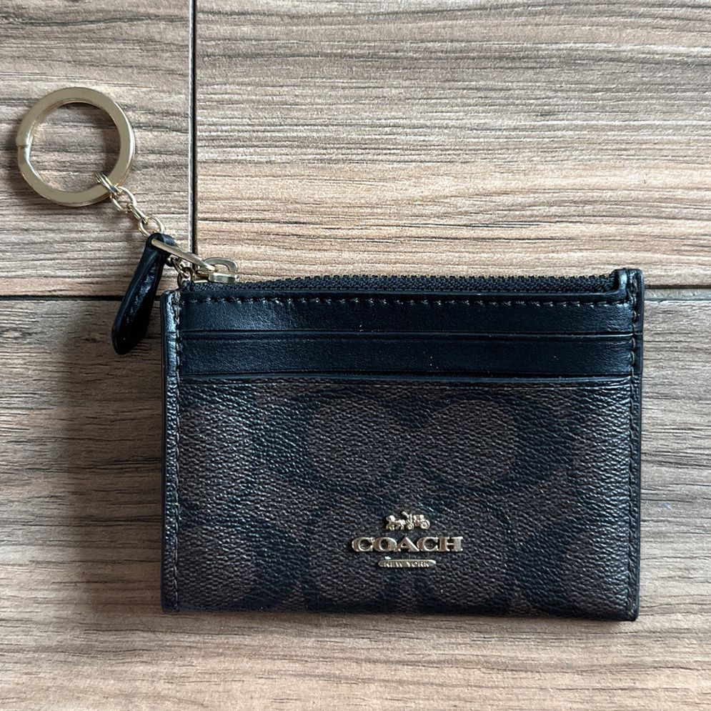 Coach Purse and Coach wallet for Sale in Whittier, CA - OfferUp