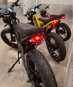 New! Electric Bike, 1500 W, 40mph, Akez E-bike, Black, Red, Blue, Yellow, Free Delivery 🚚 + Lock 🔐