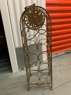 Standing wine rack