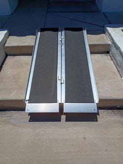 Foldable ramp