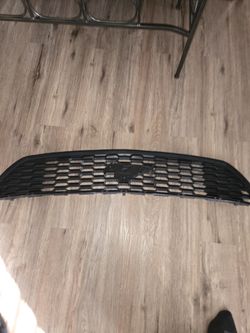 Mustang Grille
