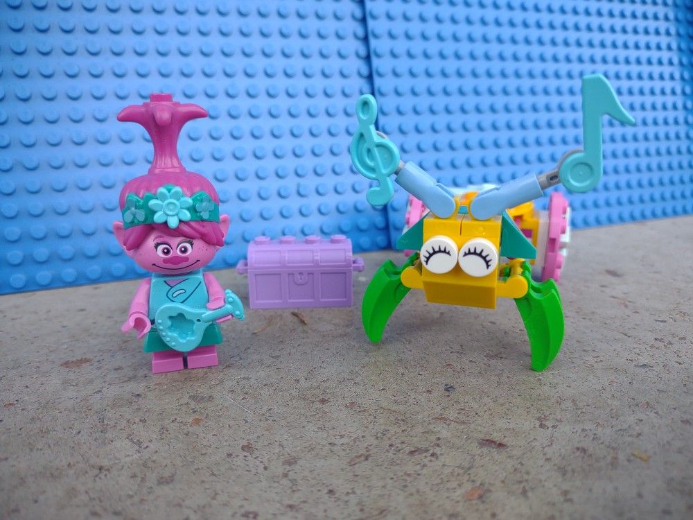 Lego Troll Minifigure & Accessories Bundle