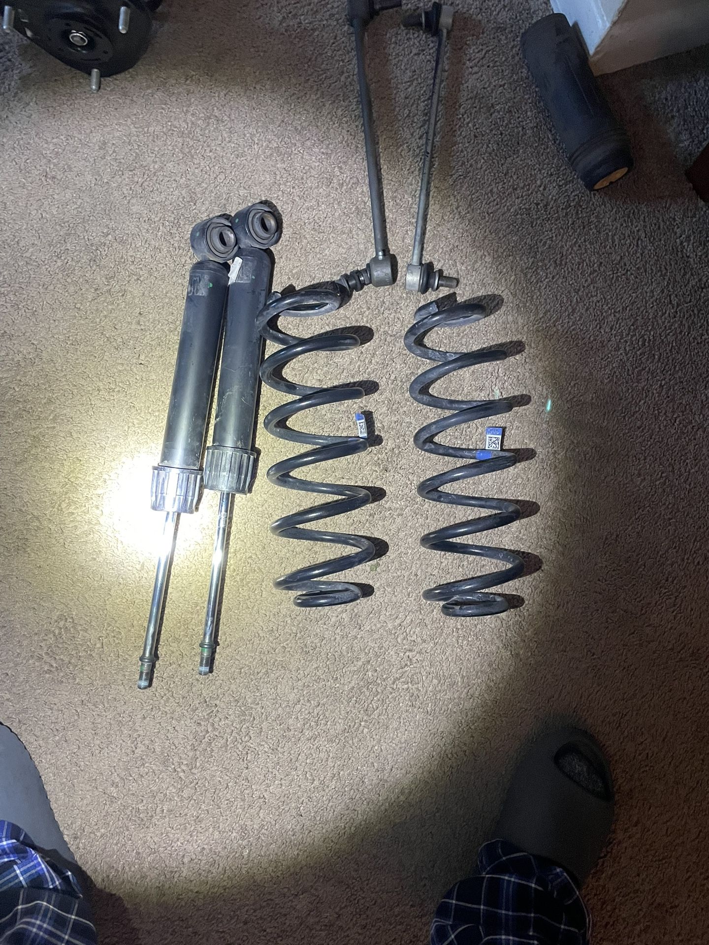 📢 Suspensión original completa Toyota Corolla SE 2021 - 🛠️ OEM Suspension Set - Toyota Corolla SE 2021