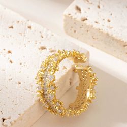 Fashion dazzling all-star diamond-studded open-ring, non-fading, suitable for big hands, adjustable for couples' jewelry.