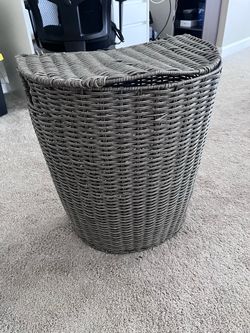 Hamper