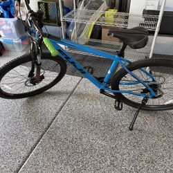 Fuji Nevada 1 L19 Mountain Bike