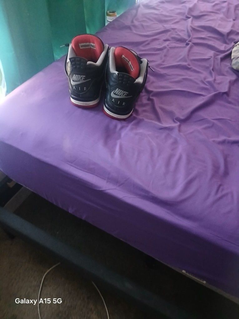 Jordan Bred 4s Size 10