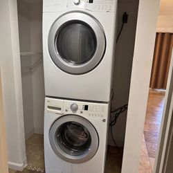 Stackable Washer & Dryer 