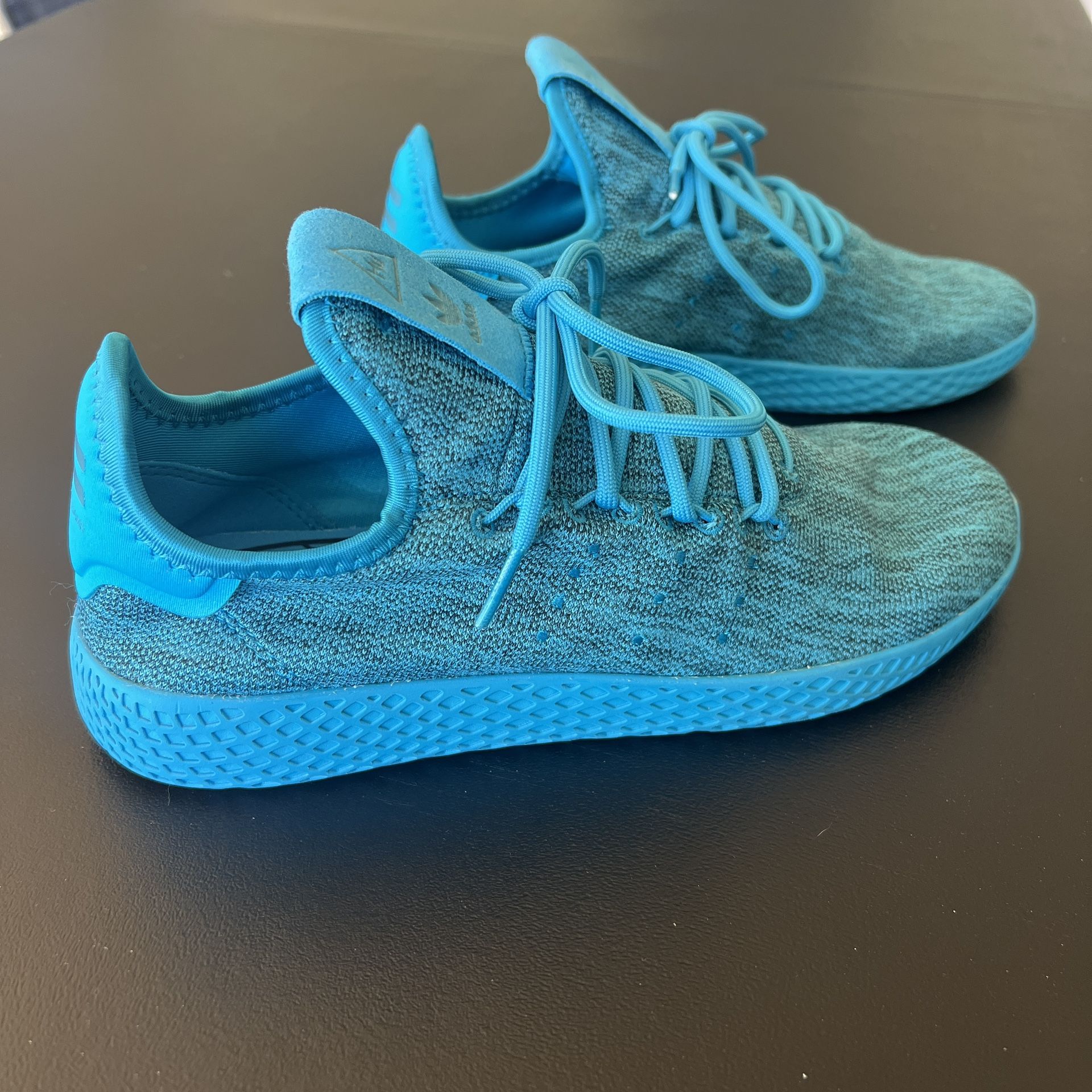 Baby blue Adidas Shoes. Pharrell Limited Edition, Size 7 Men’s 8.5 Womens