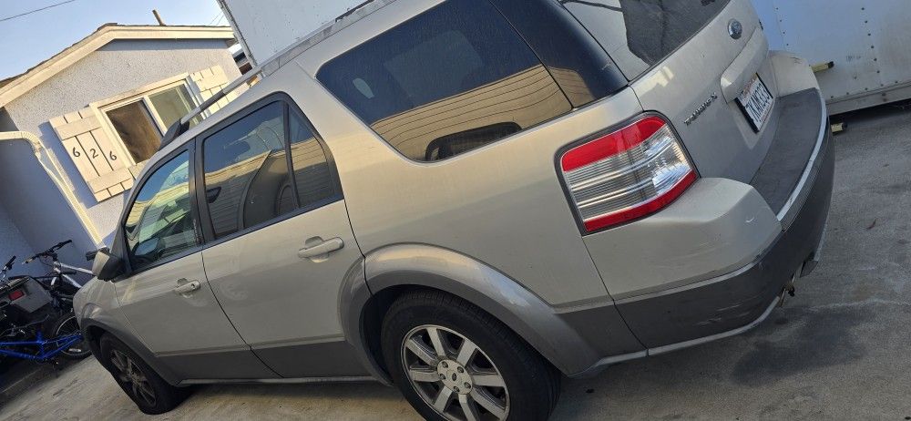2009 Ford Taurus X