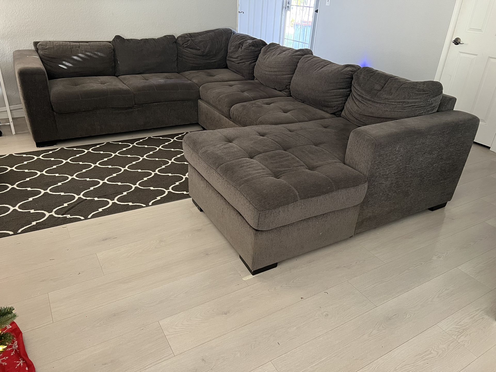 Sectional Sofa Gray