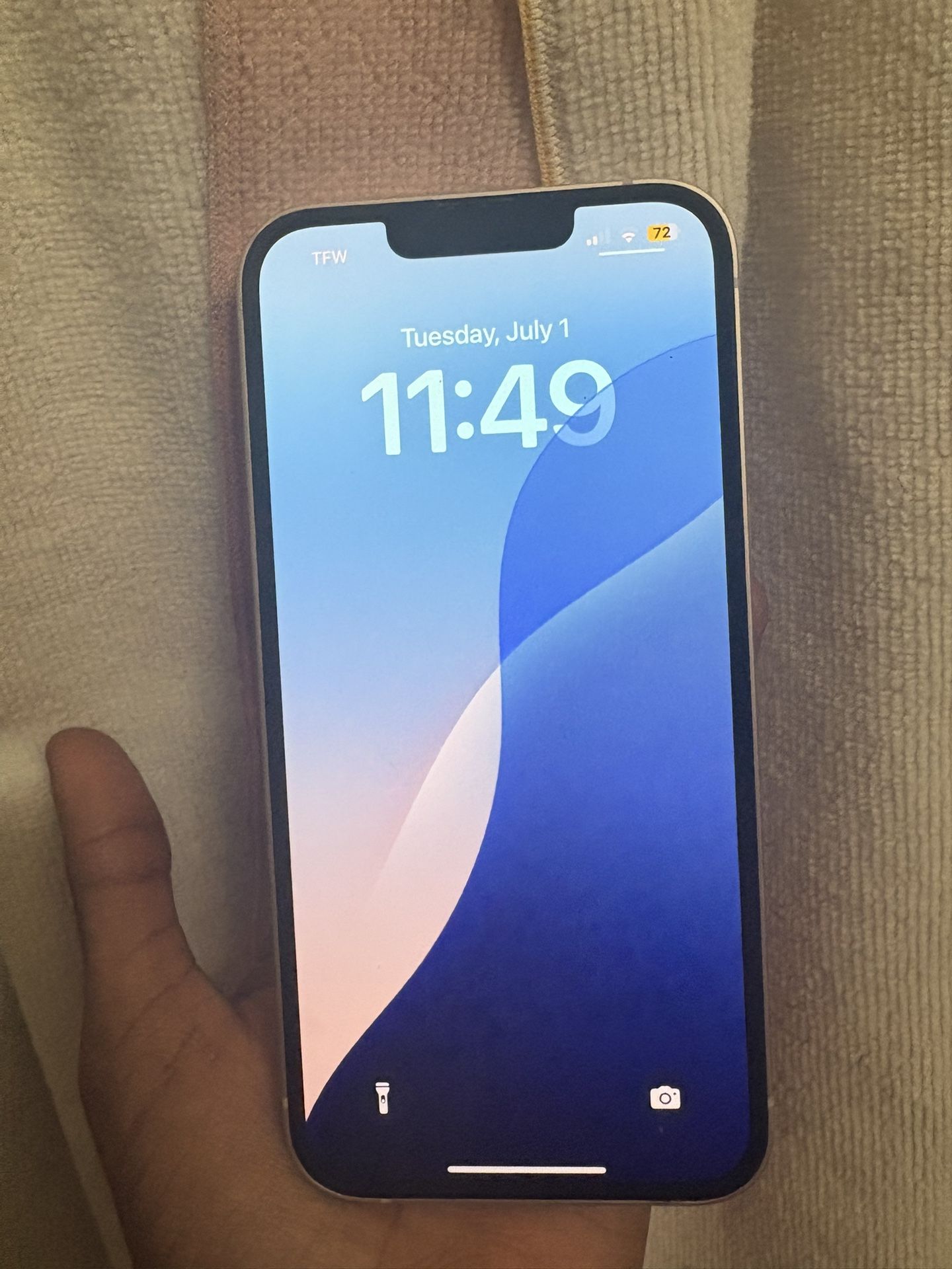 iPhone 13