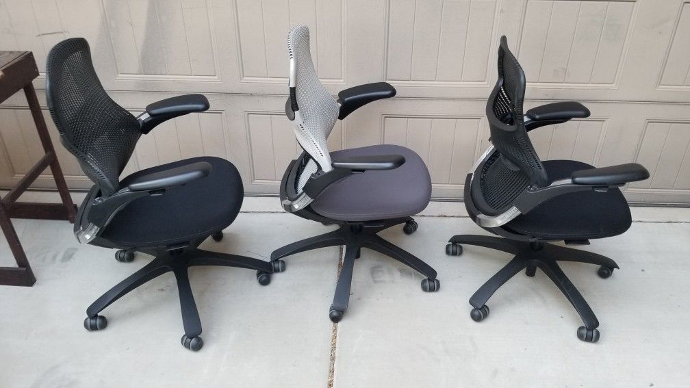 $350ea Knoll Generation office desk chair Great