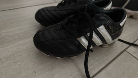 Adidas cleats kids size 11.5