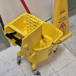 Mop bucket/mop handle/wet floor cone