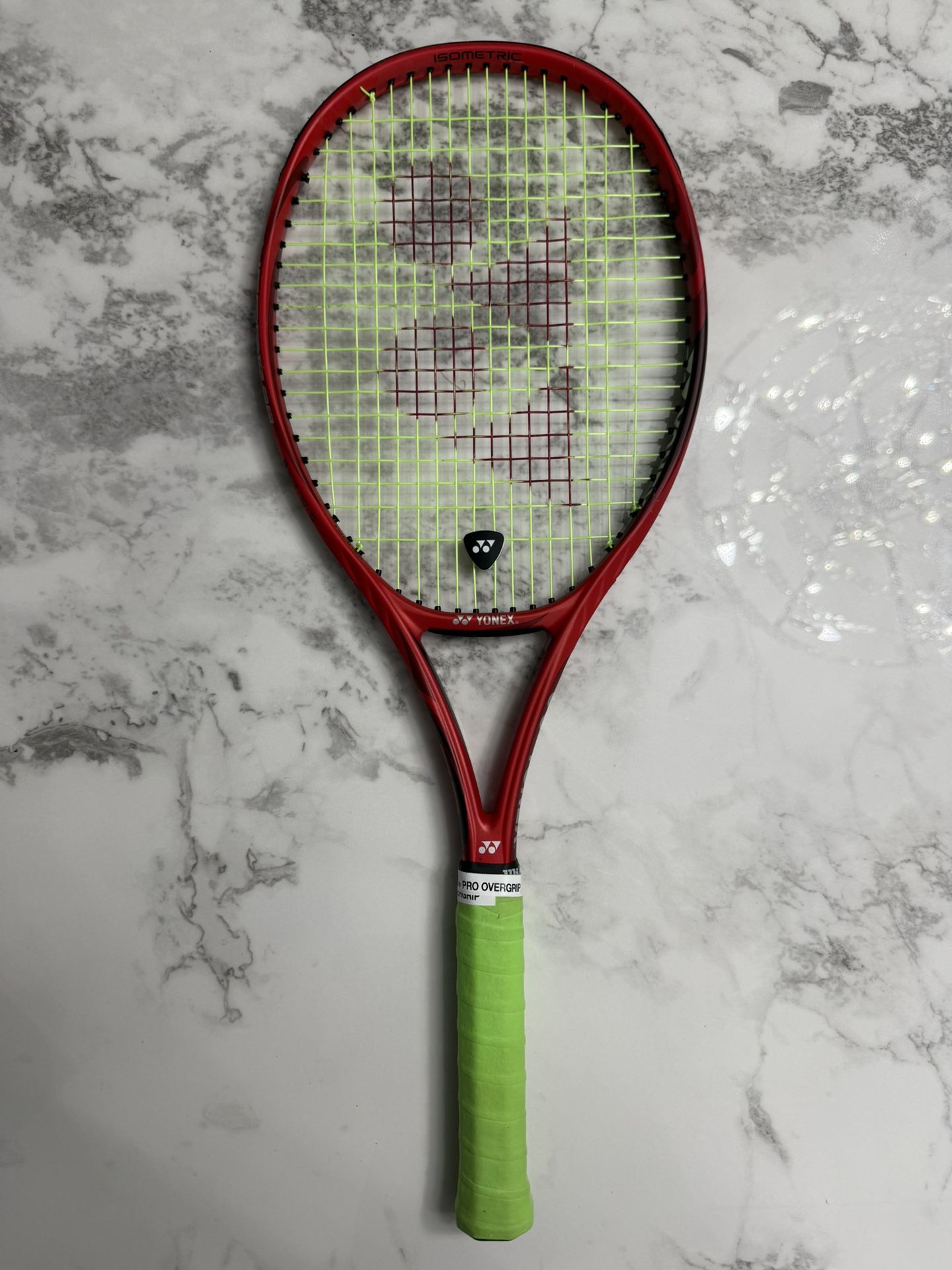Yonex VCORE 98 – 4 1/2 Grip – Strung with ALU Power Lime