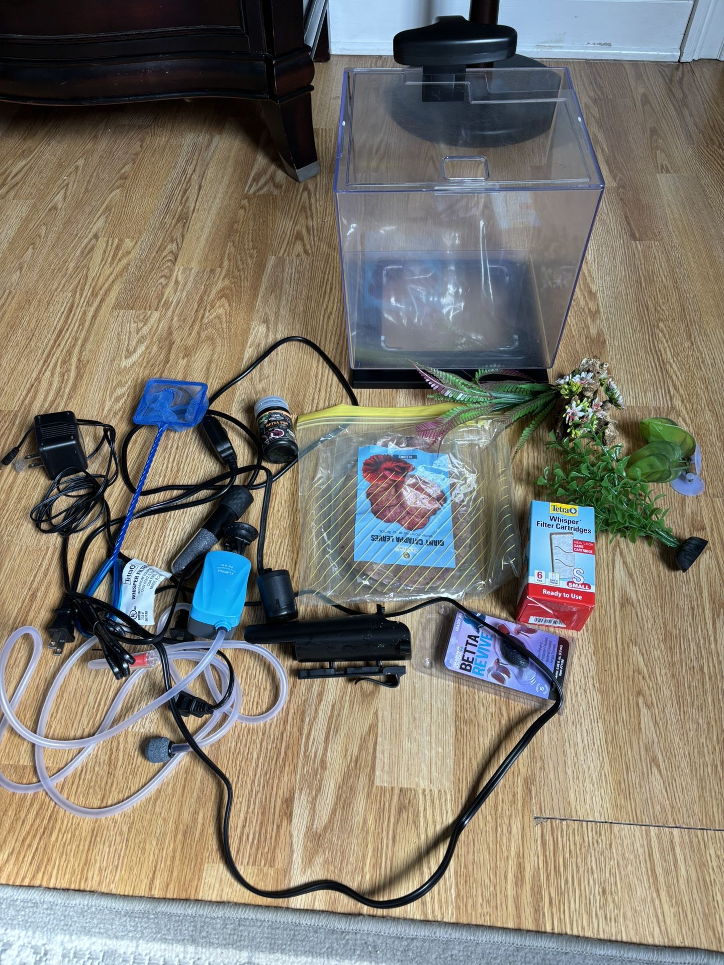 Fish Tank 3 Gallon , With Extras