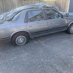 2000 Cutlas Sierra 