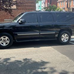 2004 Chevrolet Suburban