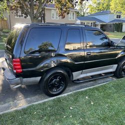 2003 Ford Explorer Sport