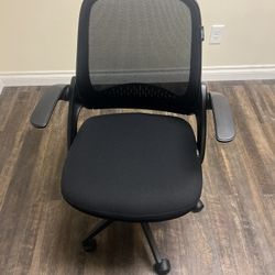 Selling Rolling Office Chair 