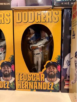 Teo bobblehead