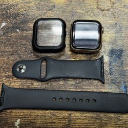 Apple Watch SE Rose Gold 