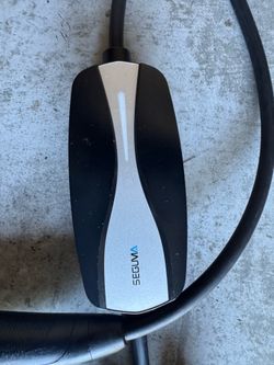 Seguma Tesla charger and EV