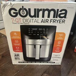 GOURMIA AIR FRYER 