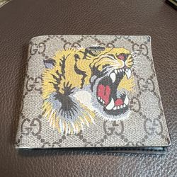 Gucci ‘ Tiger ‘ Wallet