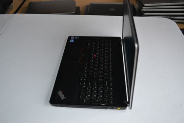 Lenovo Edge E530 15.6" Intel i5 4GB RAM 320GB HDMI Full Size Keyboard