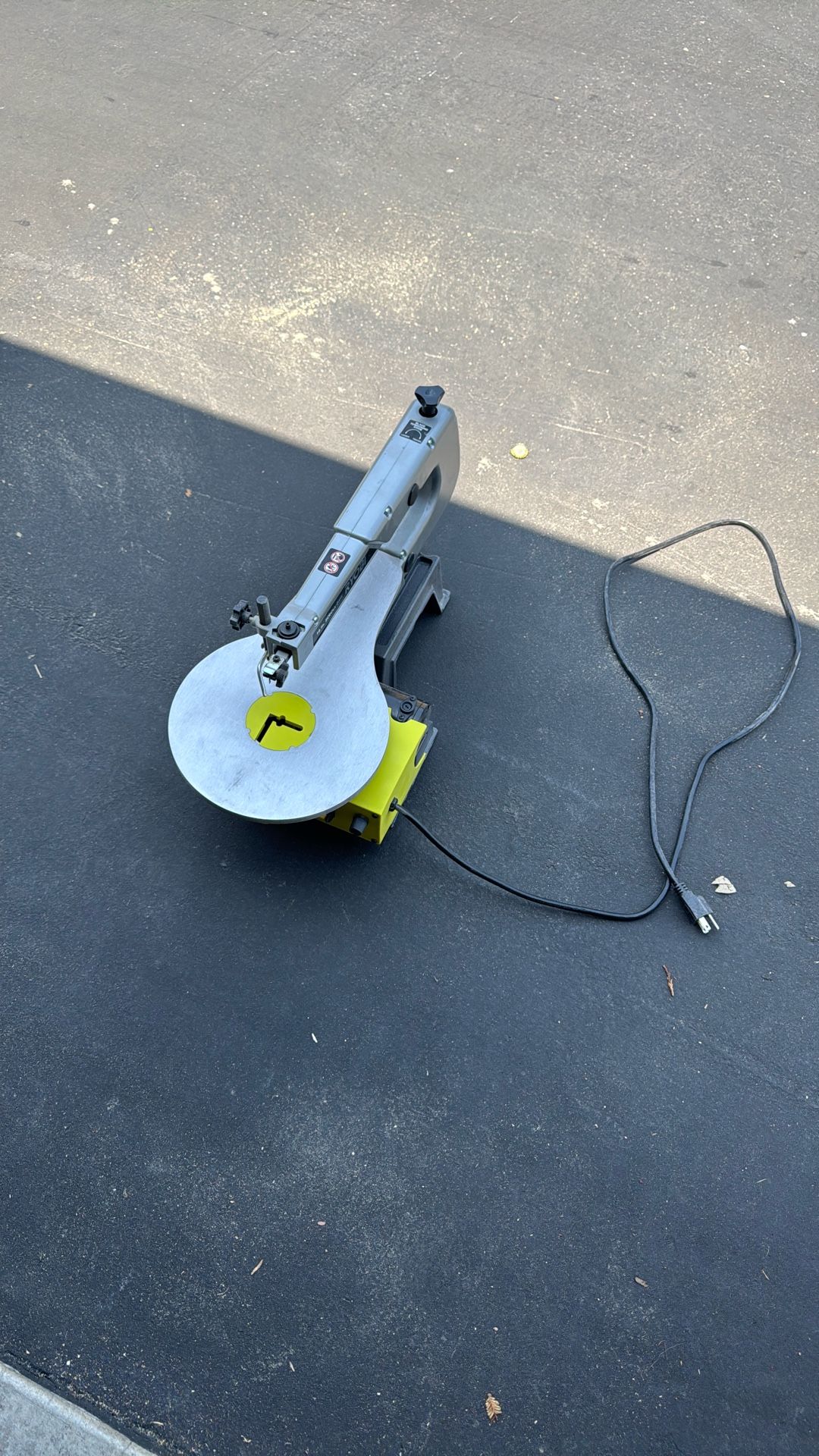 Ryobi 16 Inch Scroll Saw