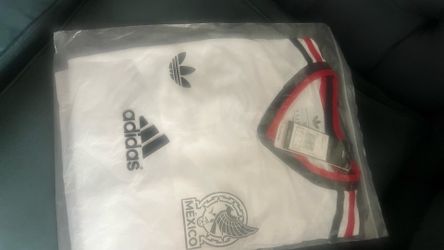 Blanca negra y verde