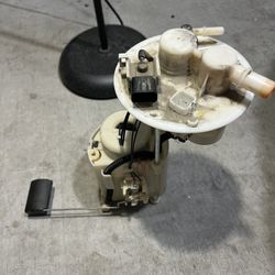 Fuel Pump Assembly Kia- Hyundai (31110-B2500) Parts 