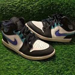 Jordan’s kids size 3y used no box
