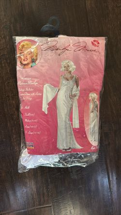 Marilyn Monroe Costume