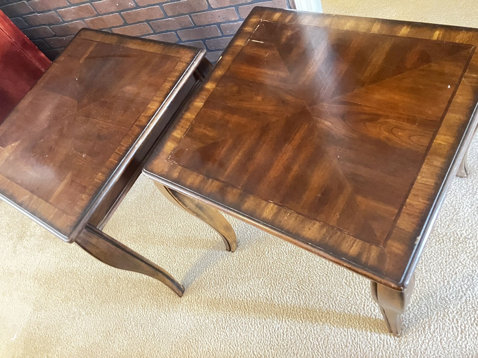 Coffee & End Tables 