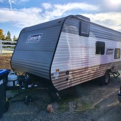2023 Coleman 17b Travel Trailer 