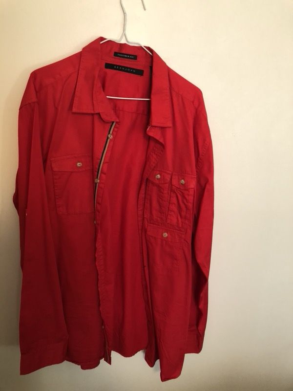 Sean John men’s button up