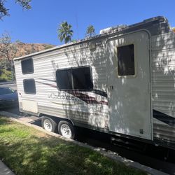 TRAVEL TRAILER 18feet Keystone Springdale 189 All Working 