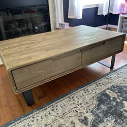 Living Spaces Coffee Table