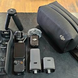 DJI Osmo Pocket 3 Creator Combo