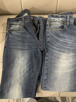 2 Aeropostle Jeans