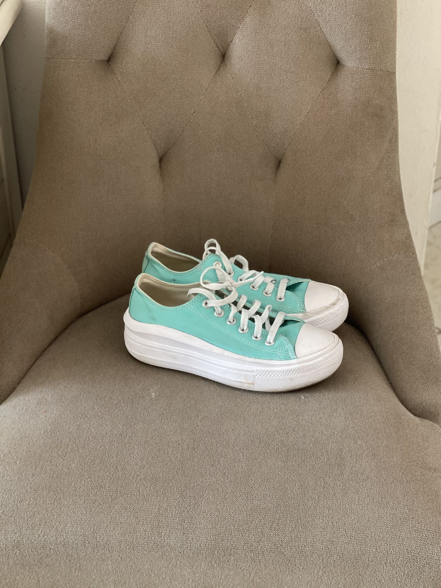 Converse