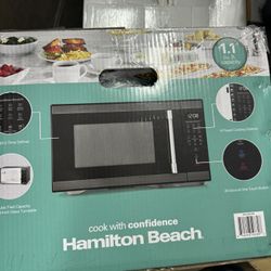 Hamilton Beach Microwave 1.1 Cu Ft. Capacity 