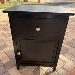 Nightstand end table 