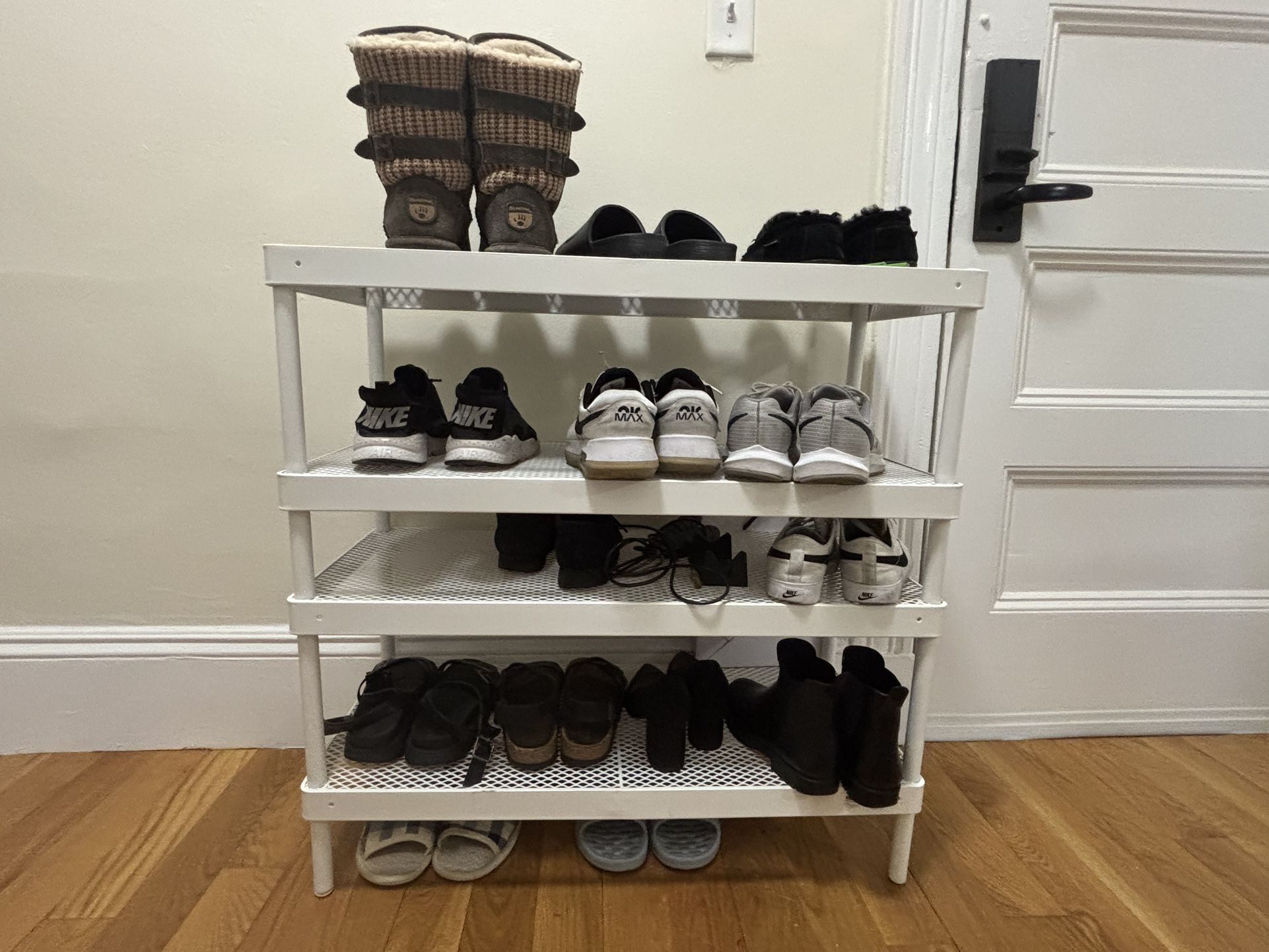 Shoe rack