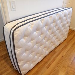 twin size matress like new